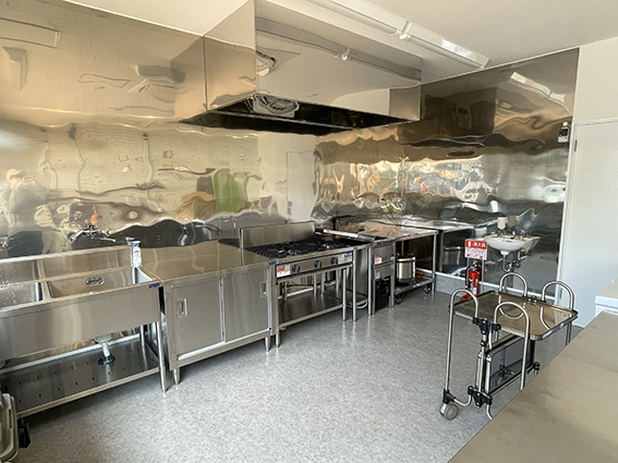 しらさきテラス内装1